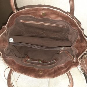 Bedstu Rockaway satchel